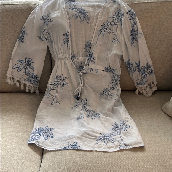 blue island Dresses & Skirts - Tommy Bahama Blue Island Palm Tree Cover-Up – Size Large – Tropical Resort Style